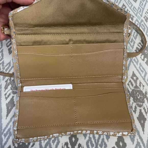 Lodis Tan Silver Leopard Print Suede Convertible Crossbody Bag Wristlet Wallet - Picture 4 of 8